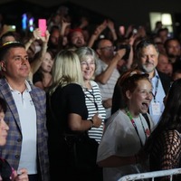 Zdjęcie publiczności podczas koncertu